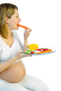 Trudnica jede povrće